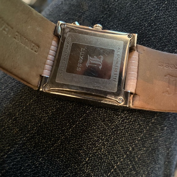 Luxess diamond/mother of Pearl watch main image 10